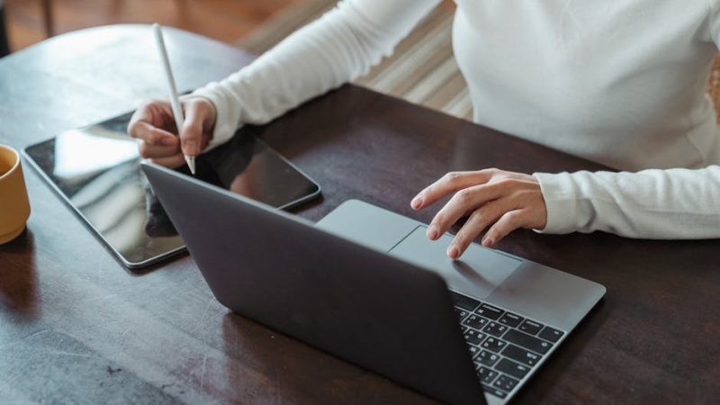 ChatGPT в копирайтинге: как использовать искусственный интеллект для анализа данных и создания контента